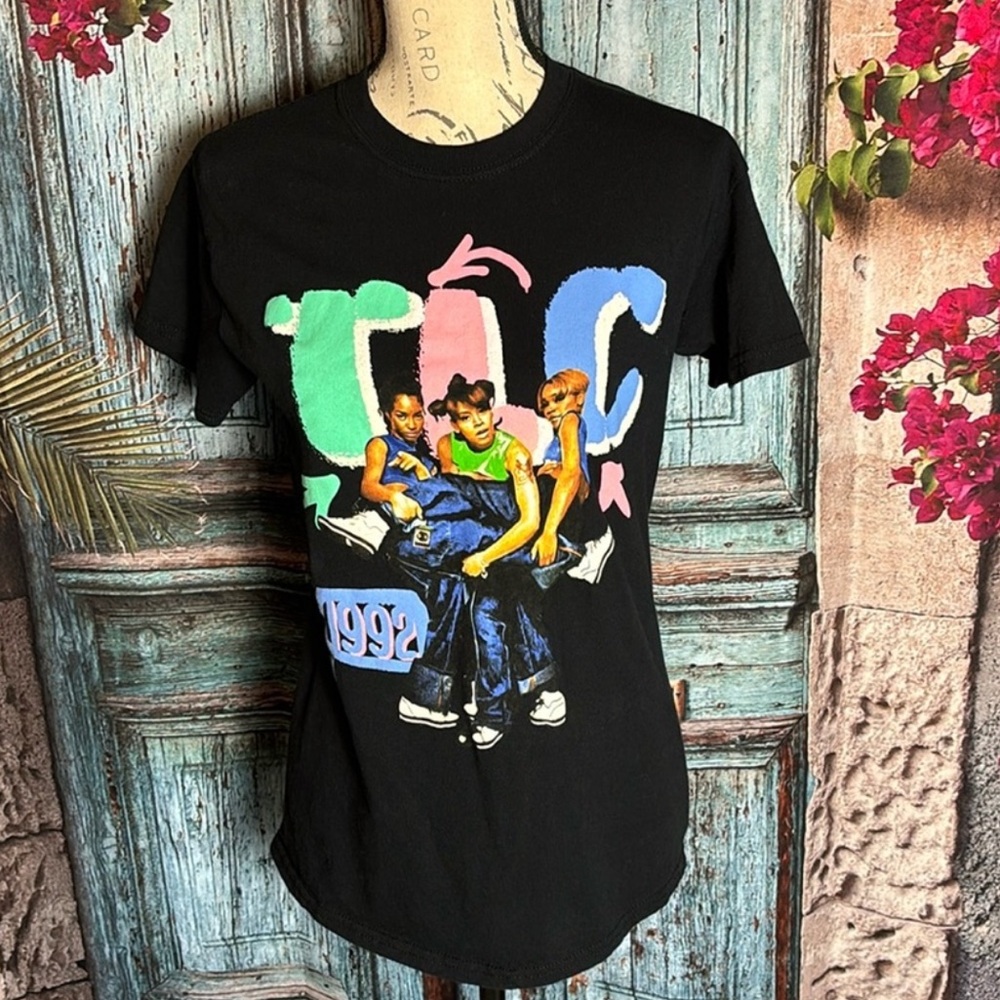 ❣️ handmade reverse tie dye TLC 1992 tee, size small - Picture 4 of 4